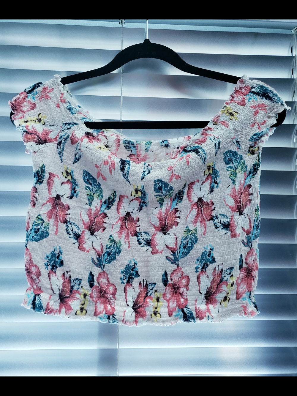 Revamped White Floral Smocked Crop Top